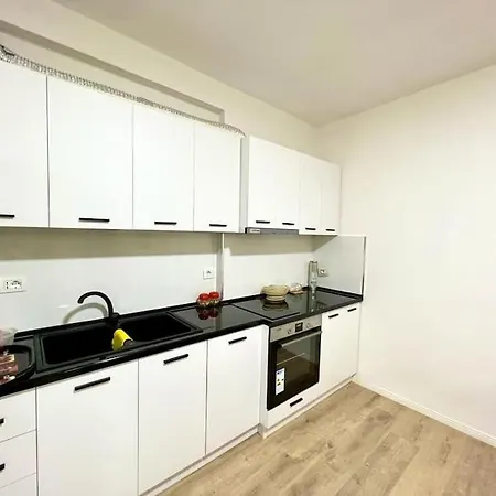Family-friendly 2-br In * Tirana