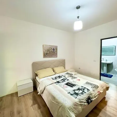 Family-friendly 2-br In * Tirana
