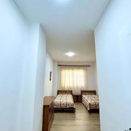 Apartment Family-friendly 2-br In