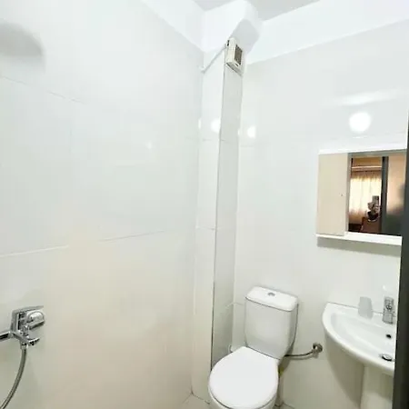 Family-friendly 2-br In
